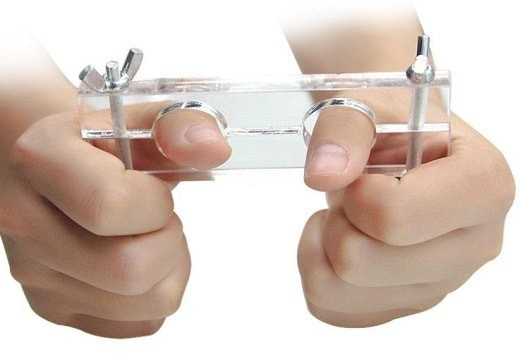 Håndjern Til Tommelfingrene