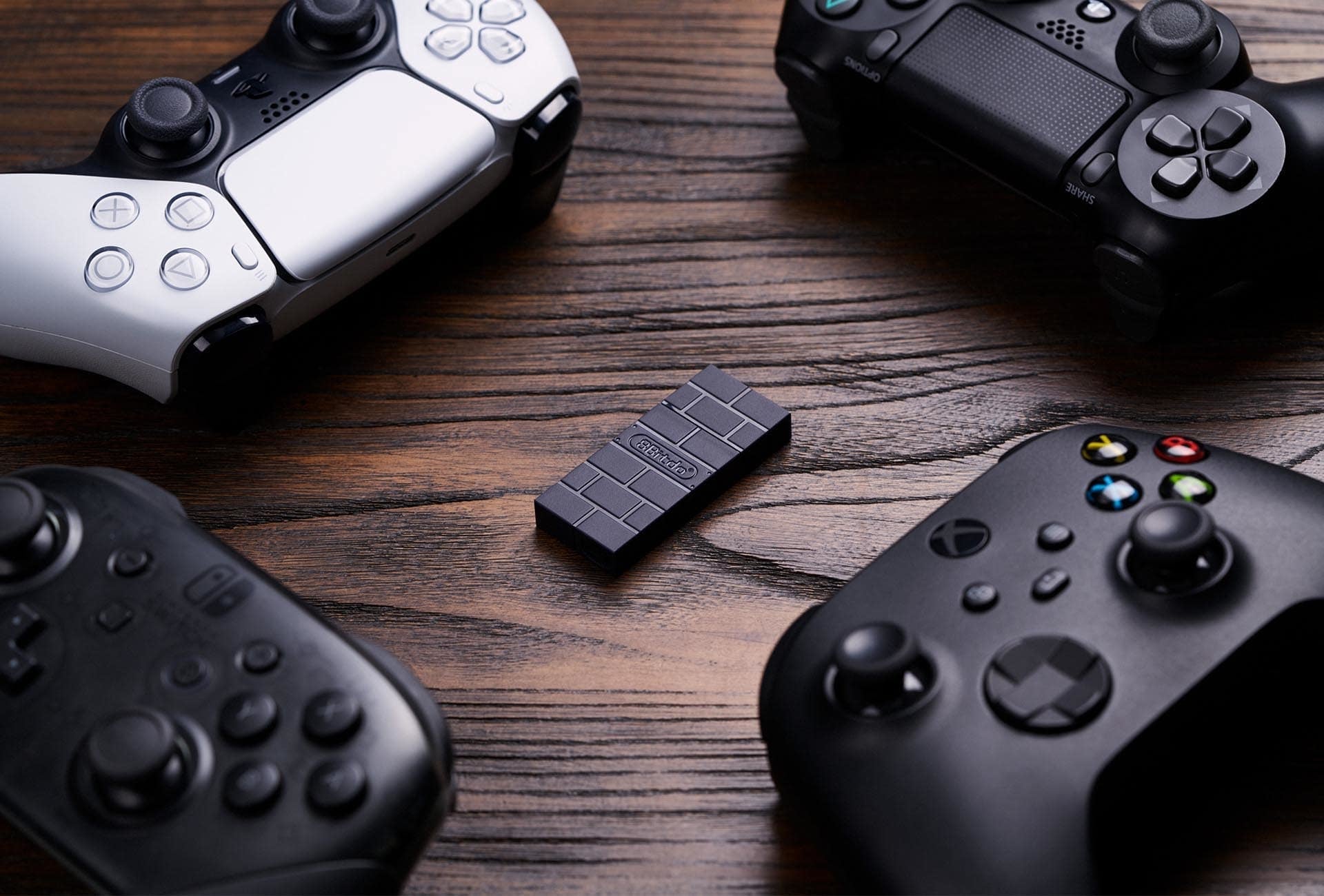 8bitdo Wireless Bluetooth Adapter 2 Trådløs Adapter - Geekd.dk