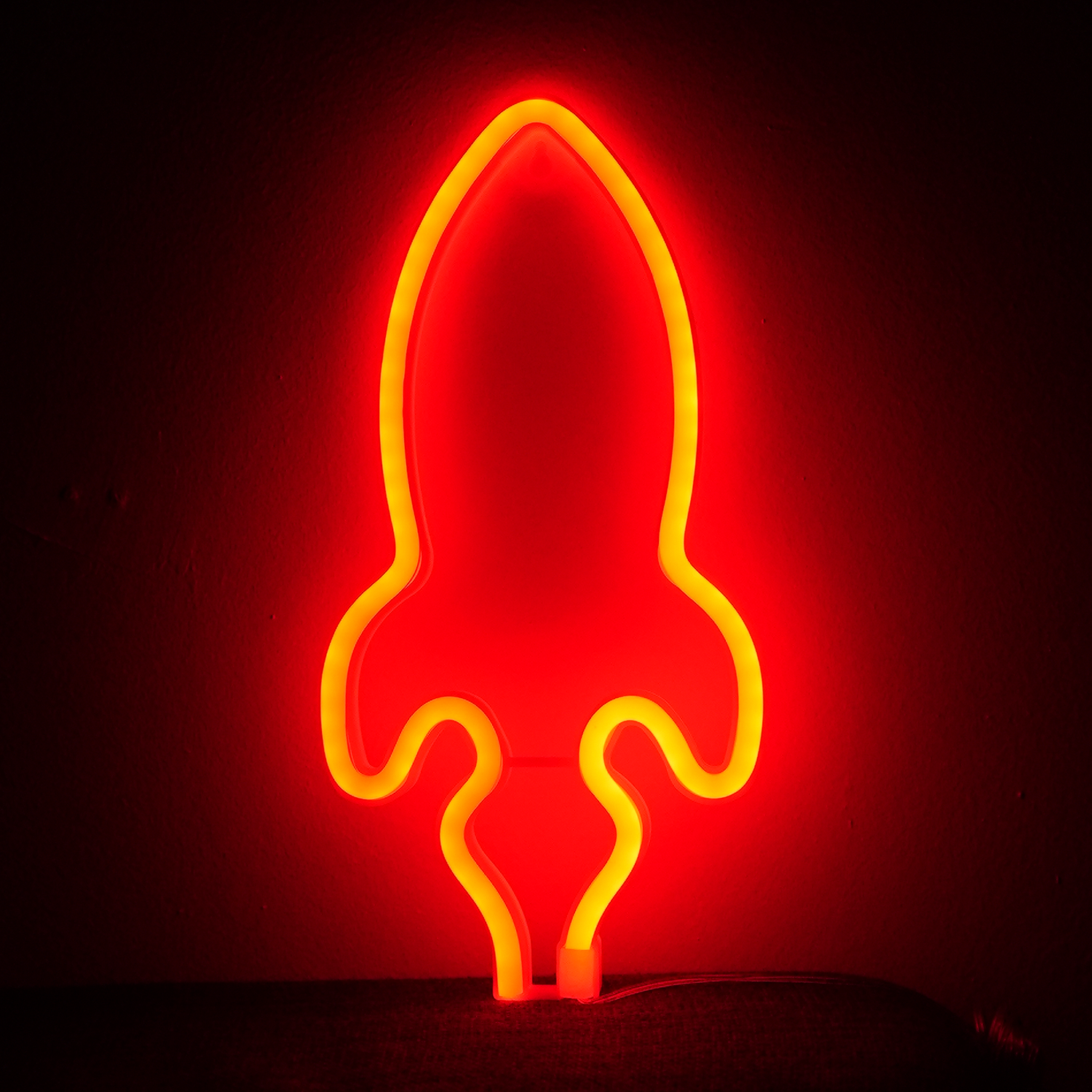 Rum Raket Neon Led Lampe Rød - Geekd.dk
