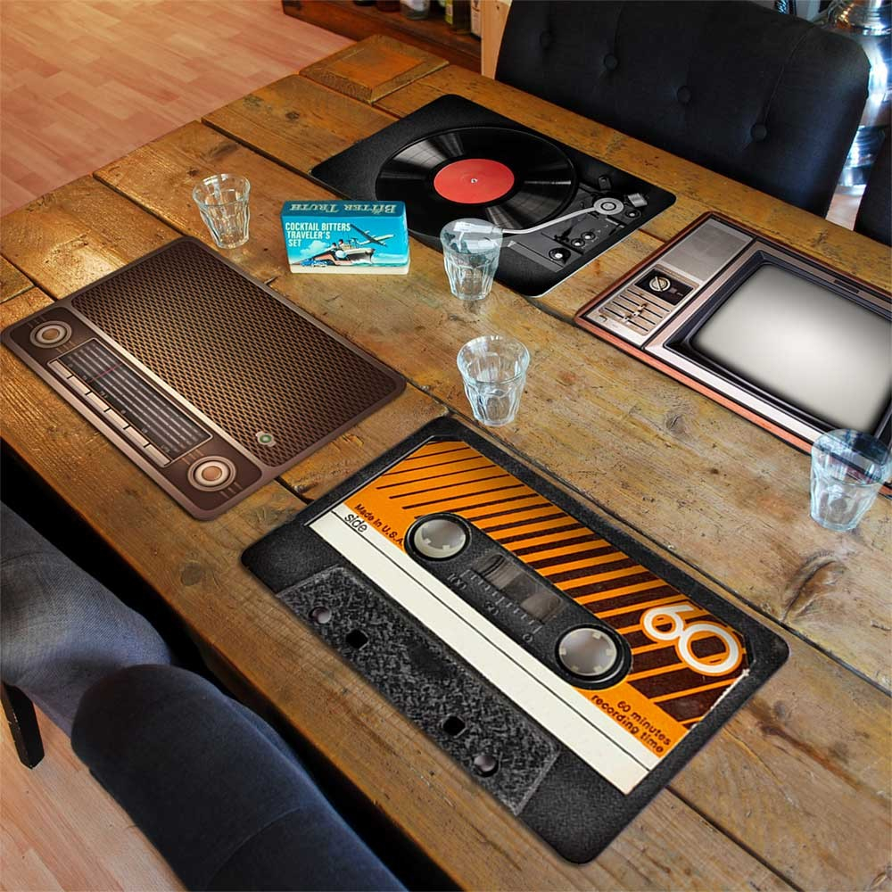 Hifi Retro Dækkeservietter  -  4 Stk
