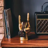 Luckies Of London - Headphone Holder Rock On