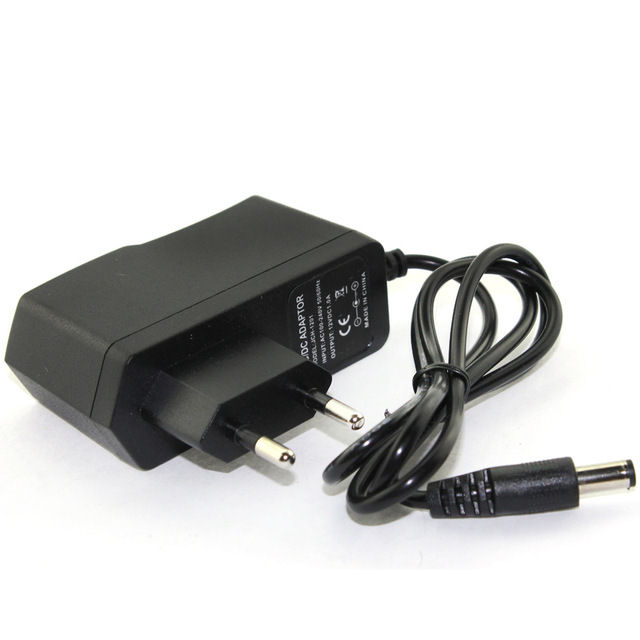 Strømforsyning 220v/9v 1a